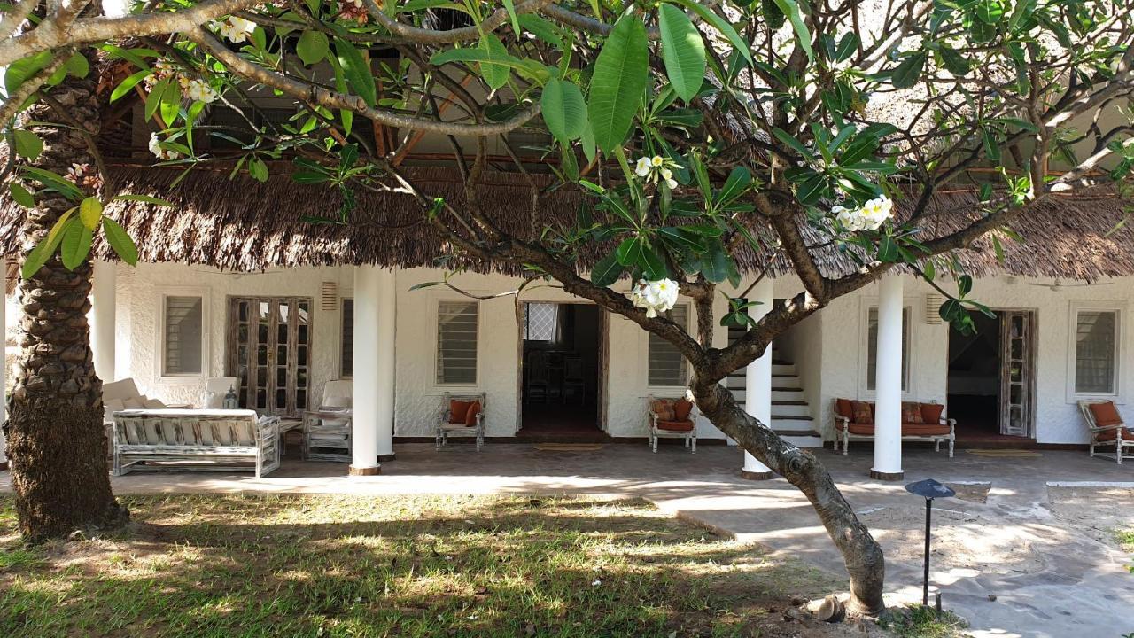 Diwani Cottage Malindi Ngoại thất bức ảnh