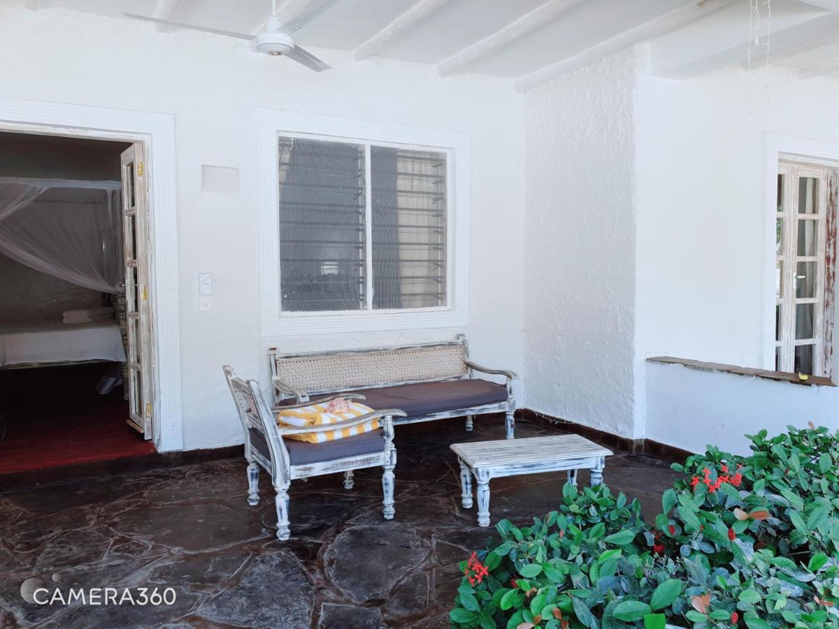 Diwani Cottage Malindi Ngoại thất bức ảnh