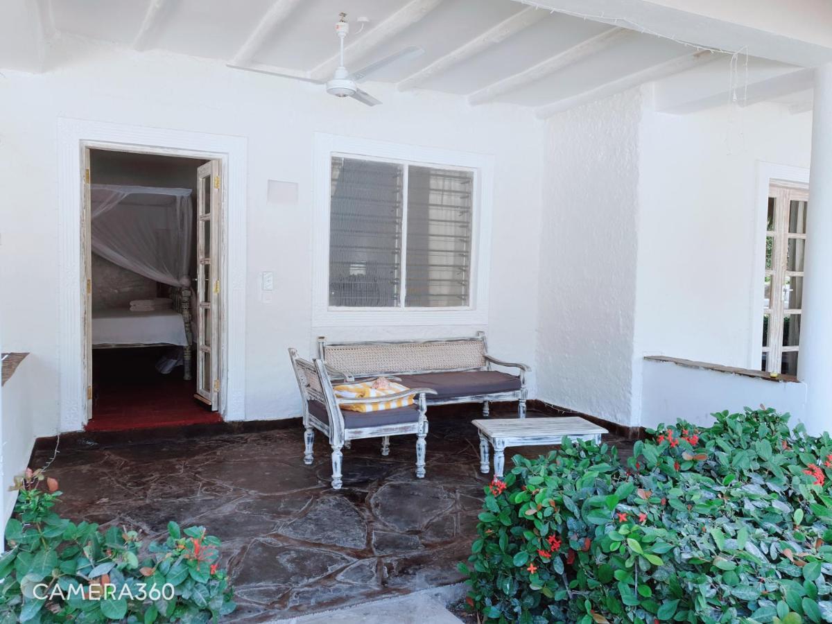 Diwani Cottage Malindi Ngoại thất bức ảnh